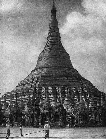Tall pagoda with people at its base